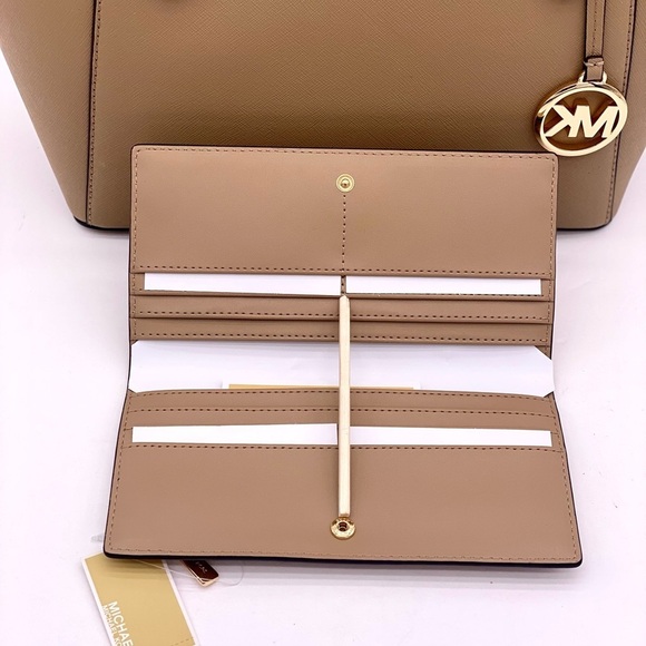 MICHAEL KORS CHARLOTTE LARGE TOP ZIP TOTE AND Wallet Set - Picture 6 of 10